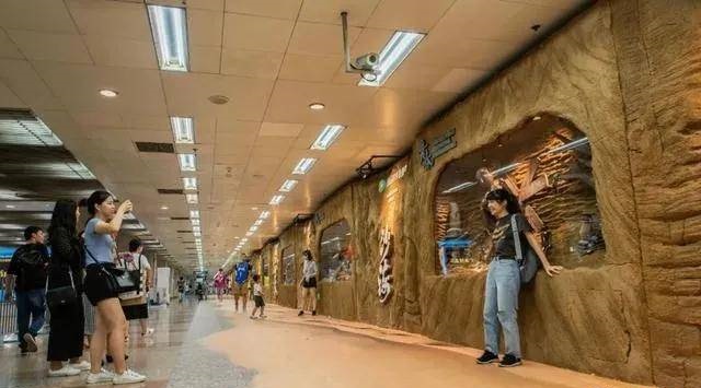 只有這些抓人眼球的戶外標(biāo)識才配叫創(chuàng)意！廣告主也滿意7