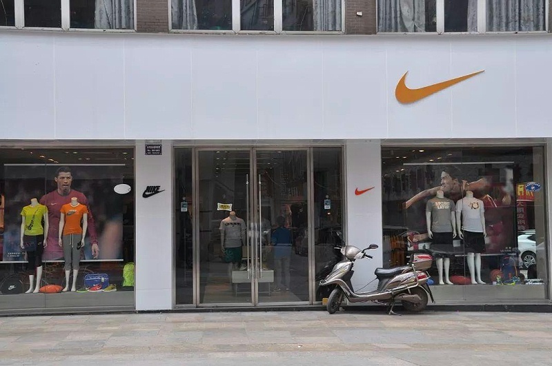 只要在招牌上加這幾個(gè)字，實(shí)體店生意立馬翻倍-下4