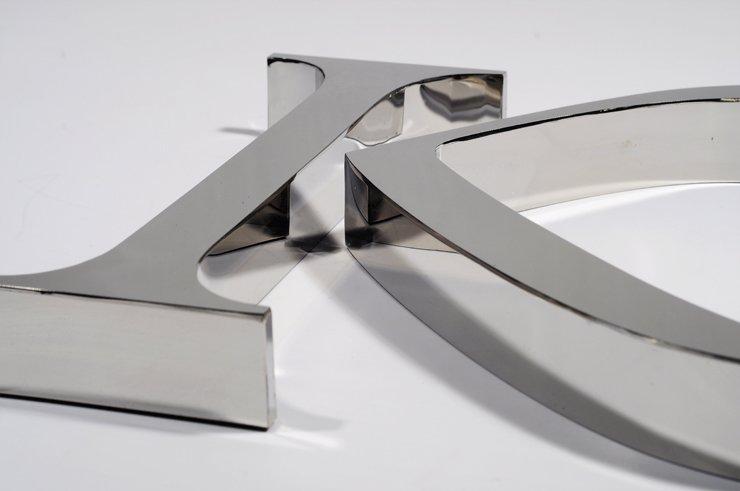 這些精品字，不僅符合戶外展現(xiàn)，還可是公司最搶眼的形象18