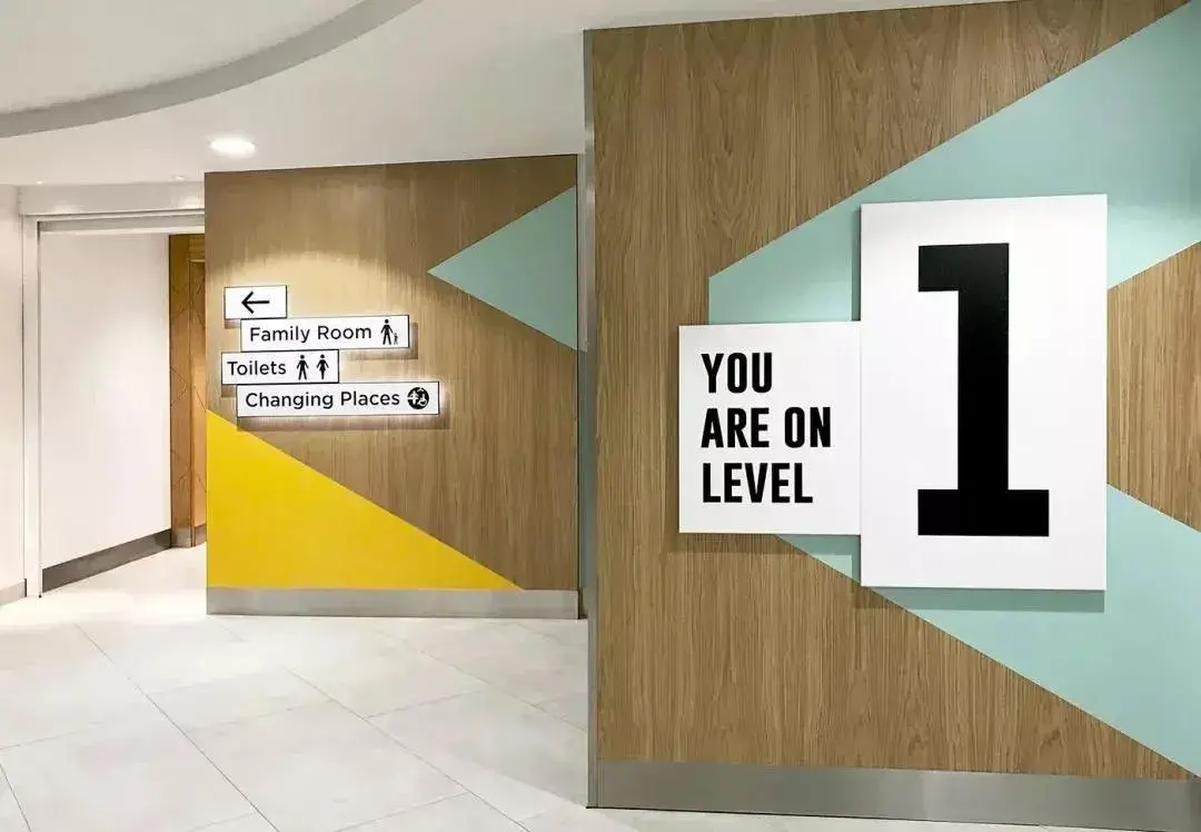 走心的購物中心設(shè)計，是怎么將「導(dǎo)視系統(tǒng)」設(shè)計利用到極致的？16