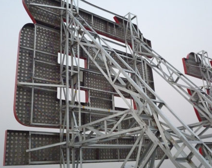 巨型樓頂發(fā)光字怎么提高抗臺風(fēng)本事2