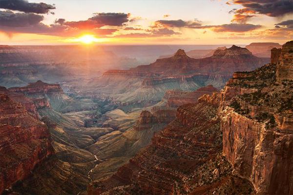 “旅游化”的標(biāo)識(shí)系統(tǒng)，讓LOGO牌作為景區(qū)里的特殊風(fēng)景